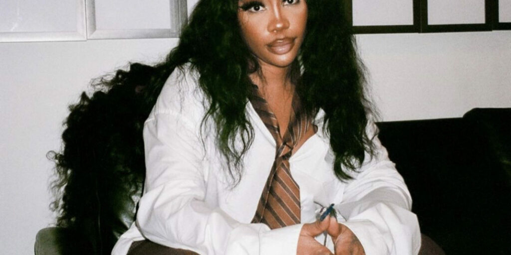 Cover art of Nobody Gets Me Lyrics by SZA