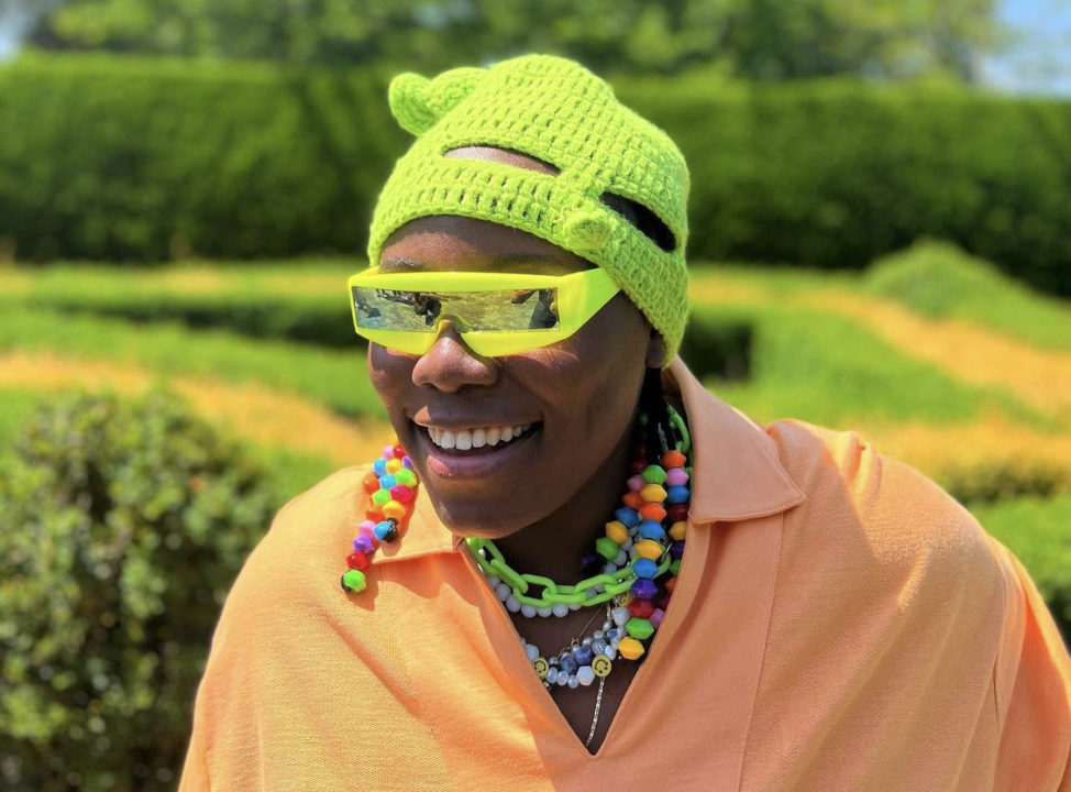 No Days Off Lyrics – Teni Latest Songs